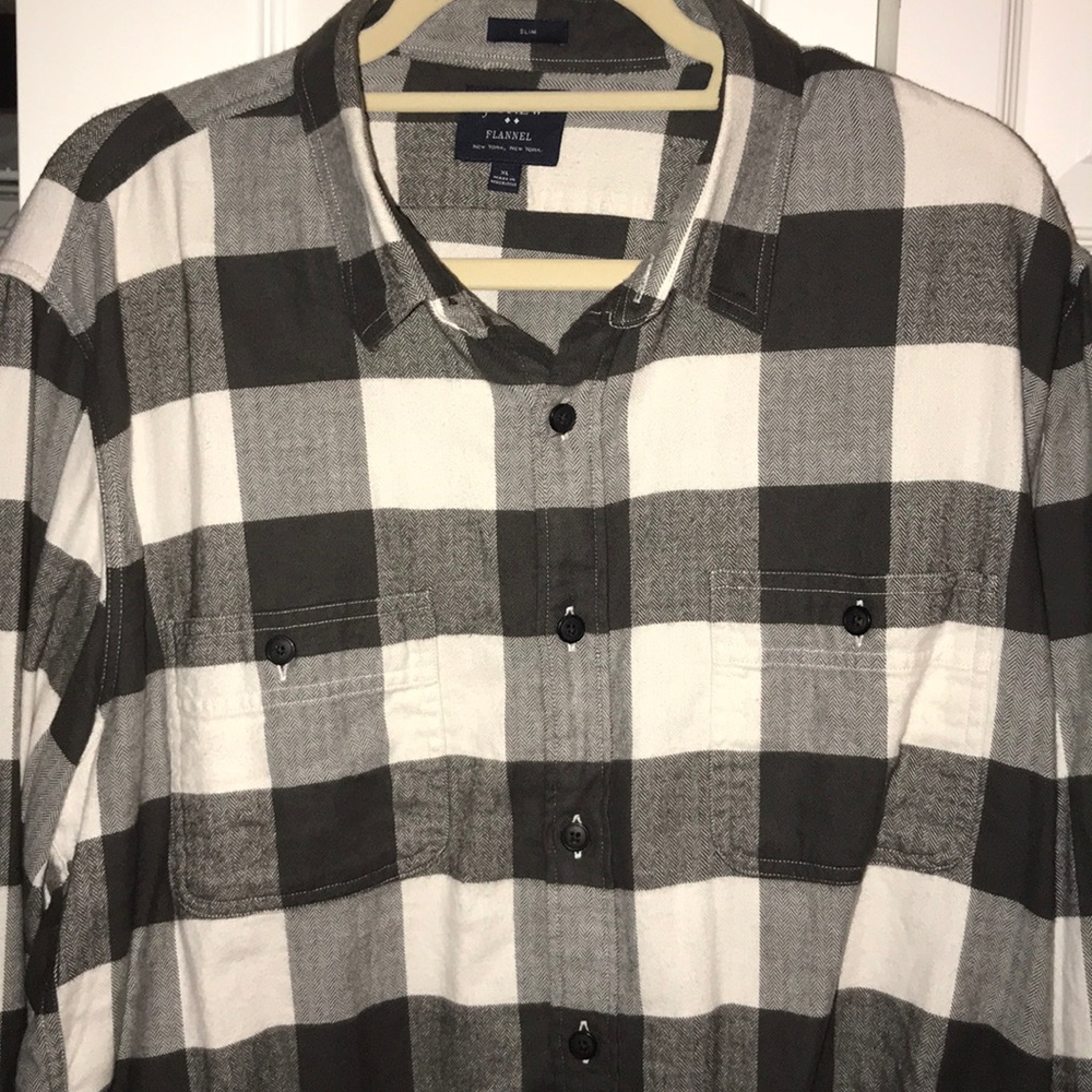 J Crew Men’s Flannel Grey/White Size XL